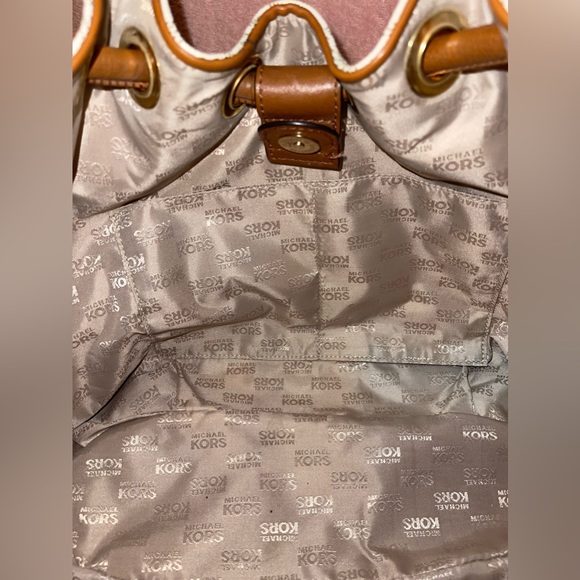 MICHAEL KORS Large Gathered Tote - Picture 6 of 12